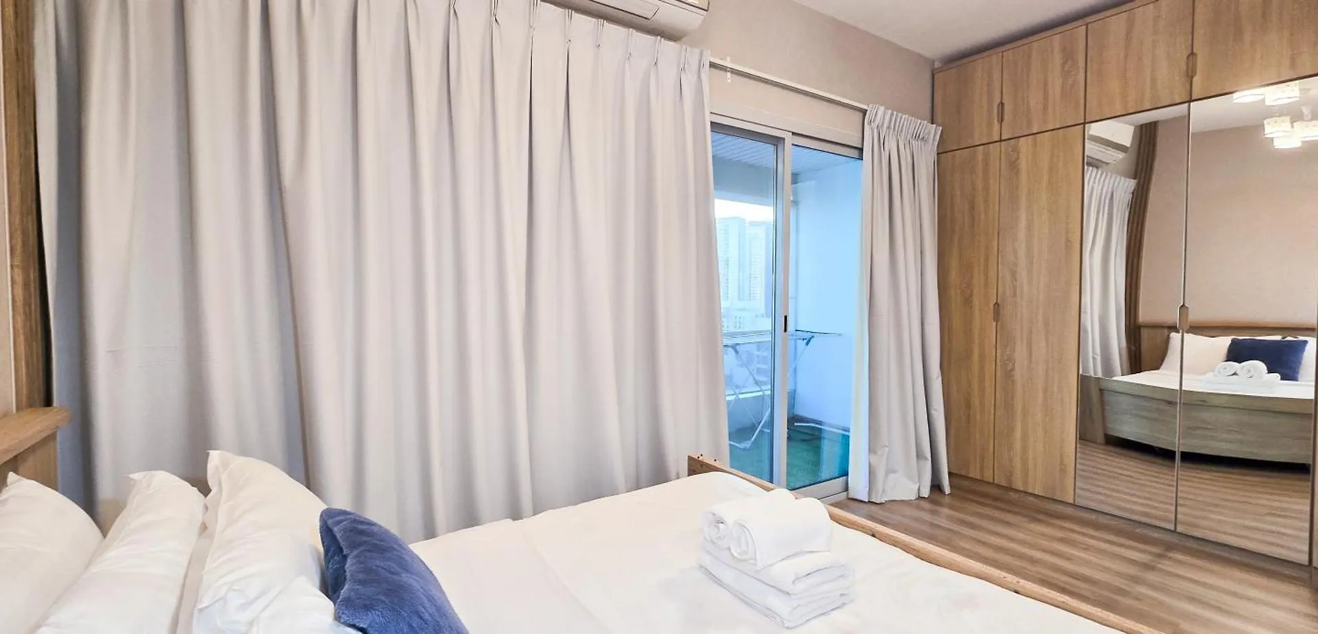 Newly Renovated One Bed Apartment D2-1215 Dubai United Arab Emirates