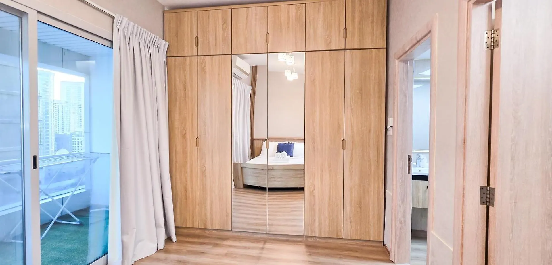 Newly Renovated One Bed Apartment D2-1215 Dubai